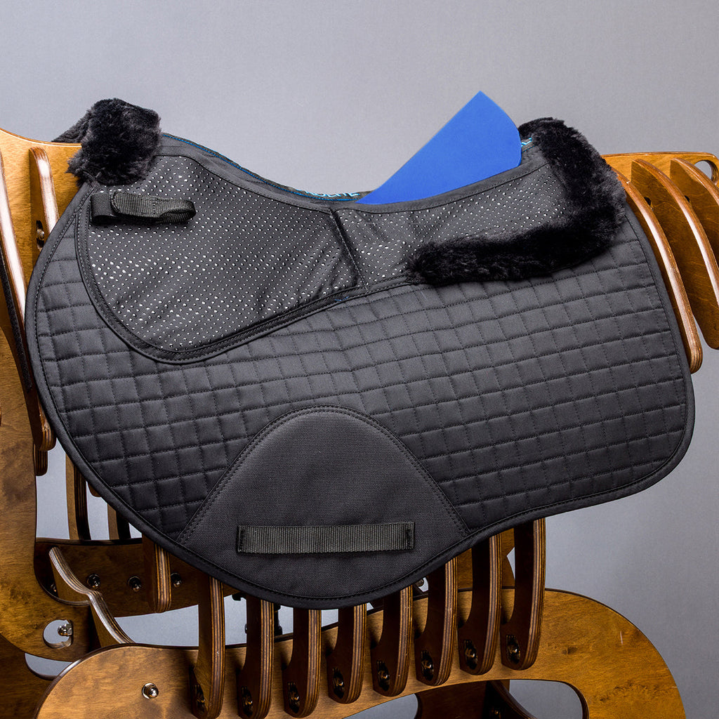 Fleece Trim Adjustable Jump Saddlecloth